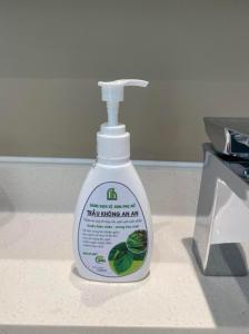 Dung dịch Vệ sinh Phụ nữ Trầu Không An An - Chai 150ml - 2963027321803990810633325484544230356517617n-GHmQl - 2963027321803990810633325484544230356517617n-GHmQl